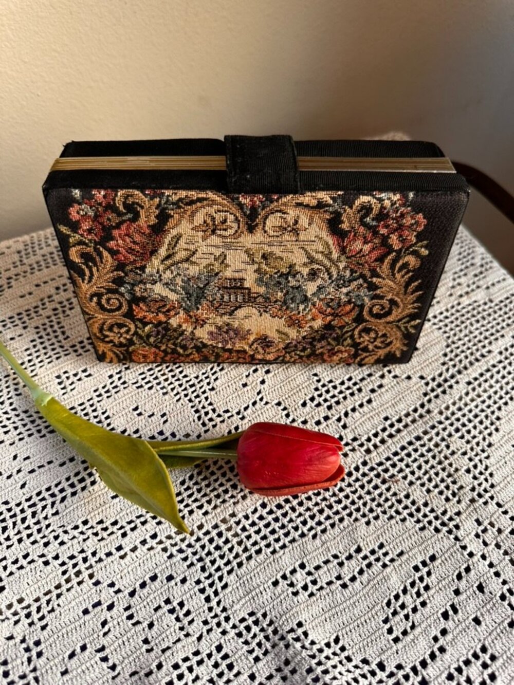 Black Faille Hard-Sided Vintage 1940s Vanity Clutch Purse w/ Tapestry & Mirror